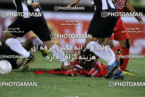 1062157, Qom, Iran, لیگ برتر فوتبال ایران، Persian Gulf Cup، Week 2، First Leg، Saba Qom 2 v 1 Persepolis on 2010/08/01 at Yadegar-e Emam Stadium Qom