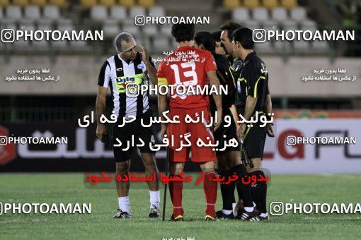 1062199, Qom, Iran, لیگ برتر فوتبال ایران، Persian Gulf Cup، Week 2، First Leg، Saba Qom 2 v 1 Persepolis on 2010/08/01 at Yadegar-e Emam Stadium Qom