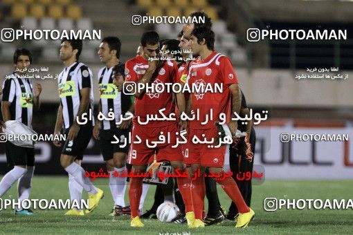 1062188, Qom, Iran, لیگ برتر فوتبال ایران، Persian Gulf Cup، Week 2، First Leg، Saba Qom 2 v 1 Persepolis on 2010/08/01 at Yadegar-e Emam Stadium Qom