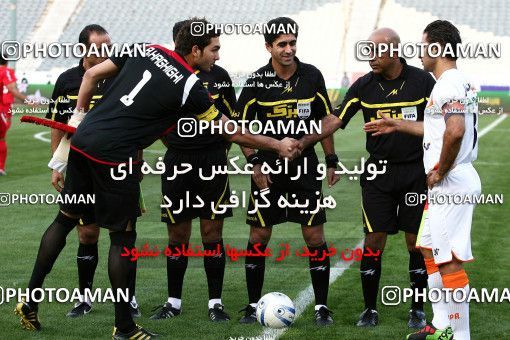 1062374, Tehran, [*parameter:4*], لیگ برتر فوتبال ایران، Persian Gulf Cup، Week 3، First Leg، Persepolis 2 v 1 Saipa on 2010/08/06 at Azadi Stadium