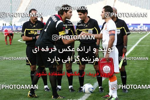 1062584, Tehran, [*parameter:4*], لیگ برتر فوتبال ایران، Persian Gulf Cup، Week 3، First Leg، Persepolis 2 v 1 Saipa on 2010/08/06 at Azadi Stadium