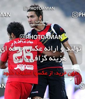 1062695, Tehran, [*parameter:4*], لیگ برتر فوتبال ایران، Persian Gulf Cup، Week 3، First Leg، Persepolis 2 v 1 Saipa on 2010/08/06 at Azadi Stadium
