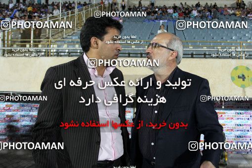 1063772, لیگ برتر فوتبال ایران، Persian Gulf Cup، Week 5، First Leg، 2010/08/18، Tehran، Azadi Stadium، Esteghlal 3 - 0 Paykan