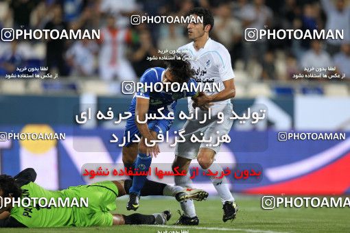 1064149, Tehran, [*parameter:4*], لیگ برتر فوتبال ایران، Persian Gulf Cup، Week 5، First Leg، Esteghlal 3 v 0 Paykan on 2010/08/18 at Azadi Stadium