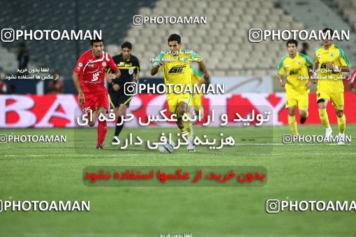 1064755, Tehran, [*parameter:4*], لیگ برتر فوتبال ایران، Persian Gulf Cup، Week 6، First Leg، Persepolis 3 v 2 Rah Ahan on 2010/08/19 at Azadi Stadium