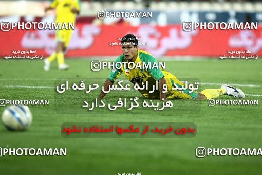 1064750, Tehran, [*parameter:4*], لیگ برتر فوتبال ایران، Persian Gulf Cup، Week 6، First Leg، Persepolis 3 v 2 Rah Ahan on 2010/08/19 at Azadi Stadium