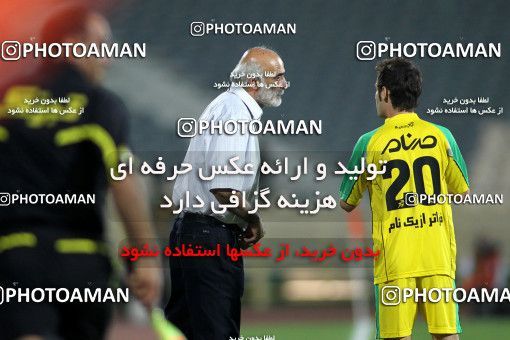 1064979, Tehran, [*parameter:4*], لیگ برتر فوتبال ایران، Persian Gulf Cup، Week 6، First Leg، Persepolis 3 v 2 Rah Ahan on 2010/08/19 at Azadi Stadium