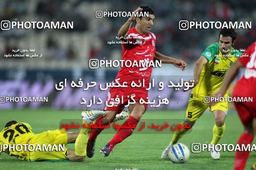 1065011, Tehran, [*parameter:4*], لیگ برتر فوتبال ایران، Persian Gulf Cup، Week 6، First Leg، Persepolis 3 v 2 Rah Ahan on 2010/08/19 at Azadi Stadium