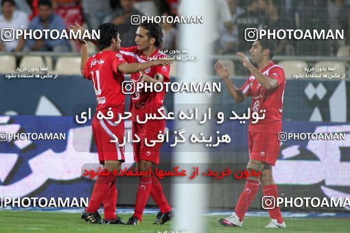1064923, Tehran, [*parameter:4*], لیگ برتر فوتبال ایران، Persian Gulf Cup، Week 6، First Leg، Persepolis 3 v 2 Rah Ahan on 2010/08/19 at Azadi Stadium
