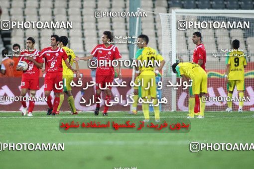1065046, Tehran, [*parameter:4*], لیگ برتر فوتبال ایران، Persian Gulf Cup، Week 6، First Leg، Persepolis 3 v 2 Rah Ahan on 2010/08/19 at Azadi Stadium