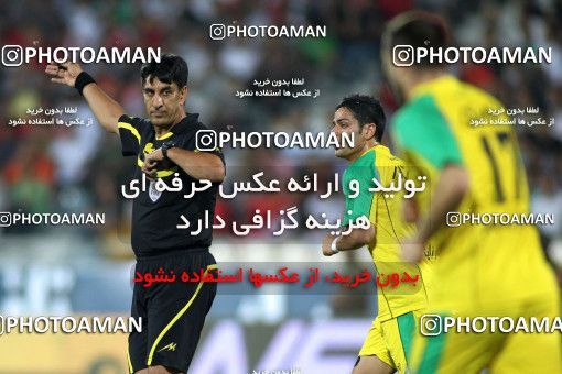 1064869, Tehran, [*parameter:4*], لیگ برتر فوتبال ایران، Persian Gulf Cup، Week 6، First Leg، Persepolis 3 v 2 Rah Ahan on 2010/08/19 at Azadi Stadium