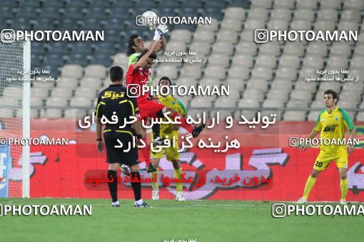 1064856, Tehran, [*parameter:4*], لیگ برتر فوتبال ایران، Persian Gulf Cup، Week 6، First Leg، Persepolis 3 v 2 Rah Ahan on 2010/08/19 at Azadi Stadium