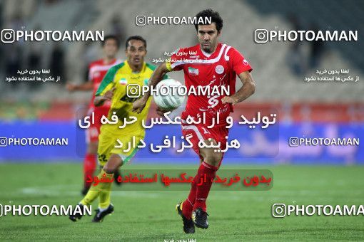 1064940, Tehran, [*parameter:4*], لیگ برتر فوتبال ایران، Persian Gulf Cup، Week 6، First Leg، Persepolis 3 v 2 Rah Ahan on 2010/08/19 at Azadi Stadium