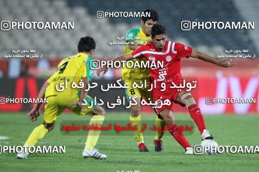 1065135, Tehran, [*parameter:4*], لیگ برتر فوتبال ایران، Persian Gulf Cup، Week 6، First Leg، Persepolis 3 v 2 Rah Ahan on 2010/08/19 at Azadi Stadium