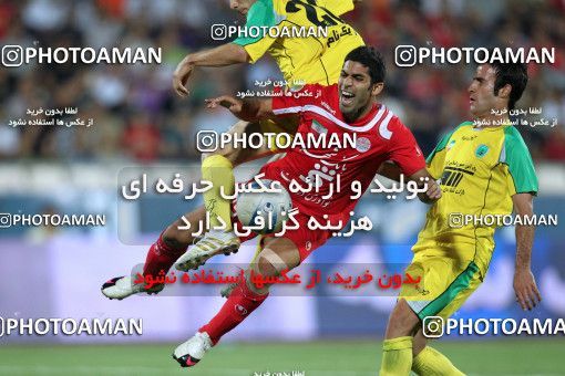 1065340, Tehran, [*parameter:4*], لیگ برتر فوتبال ایران، Persian Gulf Cup، Week 6، First Leg، Persepolis 3 v 2 Rah Ahan on 2010/08/19 at Azadi Stadium