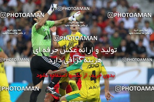1065212, Tehran, [*parameter:4*], لیگ برتر فوتبال ایران، Persian Gulf Cup، Week 6، First Leg، Persepolis 3 v 2 Rah Ahan on 2010/08/19 at Azadi Stadium
