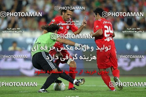 1065422, Tehran, [*parameter:4*], لیگ برتر فوتبال ایران، Persian Gulf Cup، Week 6، First Leg، Persepolis 3 v 2 Rah Ahan on 2010/08/19 at Azadi Stadium