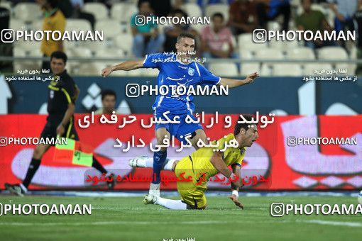 1066043, Tehran, [*parameter:4*], لیگ برتر فوتبال ایران، Persian Gulf Cup، Week 6، First Leg، Naft Tehran 0 v 0 Esteghlal on 2010/08/22 at Shahid Dastgerdi Stadium