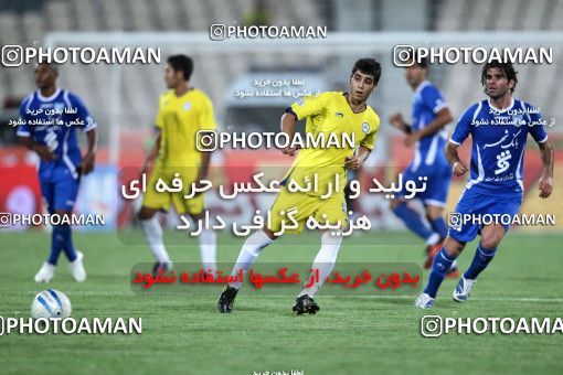 1065916, Tehran, [*parameter:4*], لیگ برتر فوتبال ایران، Persian Gulf Cup، Week 6، First Leg، Naft Tehran 0 v 0 Esteghlal on 2010/08/22 at Shahid Dastgerdi Stadium