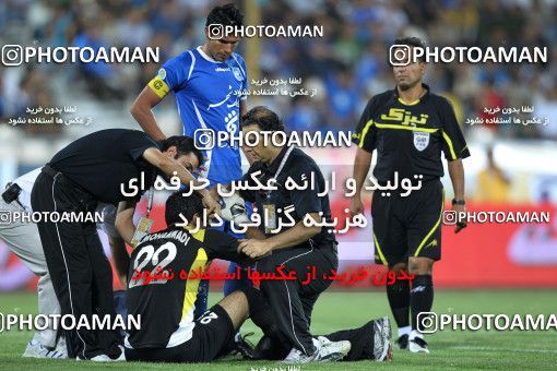 1065892, لیگ برتر فوتبال ایران، Persian Gulf Cup، Week 6، First Leg، 2010/08/22، Tehran، Shahid Dastgerdi Stadium، Naft Tehran 0 - 0 Esteghlal
