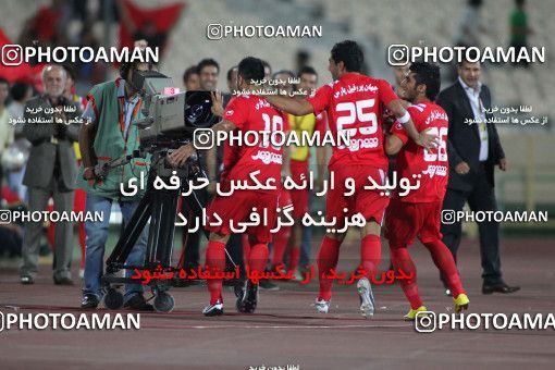 1066647, Tehran, [*parameter:4*], لیگ برتر فوتبال ایران، Persian Gulf Cup، Week 6، First Leg، Persepolis 2 v 1 Shahin Boushehr on 2010/08/23 at Azadi Stadium