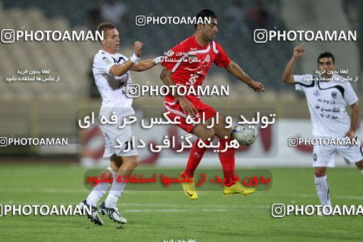 1111184, Tehran, [*parameter:4*], لیگ برتر فوتبال ایران، Persian Gulf Cup، Week 6، First Leg، Persepolis 2 v 1 Shahin Boushehr on 2010/08/23 at Azadi Stadium