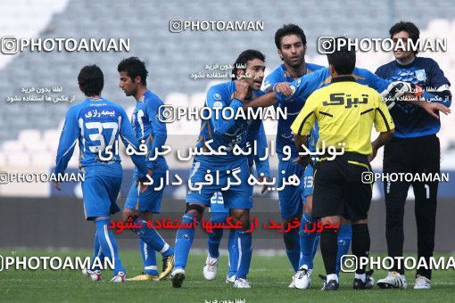 1067208, Tehran, [*parameter:4*], لیگ برتر فوتبال ایران، Persian Gulf Cup، Week 18، Second Leg، Esteghlal 0 v 0 Shahrdari Tabriz on 2010/12/11 at Azadi Stadium