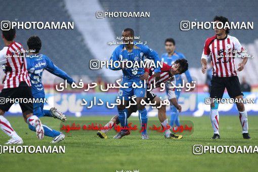1067097, Tehran, [*parameter:4*], لیگ برتر فوتبال ایران، Persian Gulf Cup، Week 18، Second Leg، Esteghlal 0 v 0 Shahrdari Tabriz on 2010/12/11 at Azadi Stadium