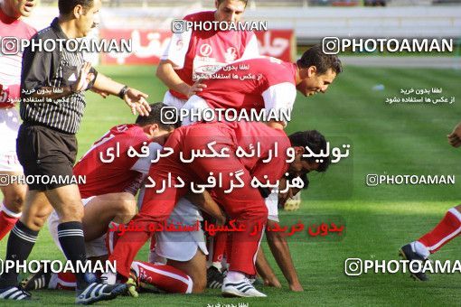 1068022, Tehran, [*parameter:4*], لیگ برتر فوتبال ایران، Persian Gulf Cup، Week 26، Second Leg، Persepolis 1 v 0 Fajr-e Sepasi Shiraz on 2002/05/28 at Azadi Stadium