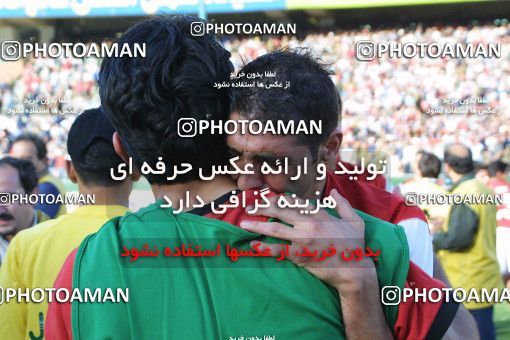 1068142, Tehran, [*parameter:4*], لیگ برتر فوتبال ایران، Persian Gulf Cup، Week 26، Second Leg، Persepolis 1 v 0 Fajr-e Sepasi Shiraz on 2002/05/28 at Azadi Stadium