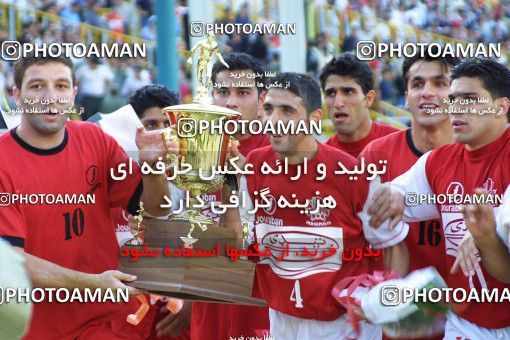 1067994, Tehran, [*parameter:4*], لیگ برتر فوتبال ایران، Persian Gulf Cup، Week 26، Second Leg، Persepolis 1 v 0 Fajr-e Sepasi Shiraz on 2002/05/28 at Azadi Stadium