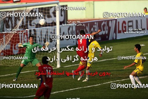 1067775, Tehran, [*parameter:4*], لیگ برتر فوتبال ایران، Persian Gulf Cup، Week 3، First Leg، Steel Azin 1 v 1 Naft Tehran on 2010/08/06 at Shahid Dastgerdi Stadium