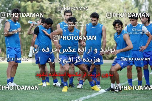 1070049, Tehran, , Esteghlal Football Team Training Session on 2010/08/13 at زمین شماره 3 ورزشگاه آزادی