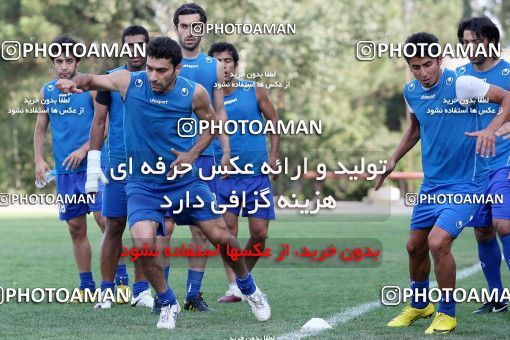 1070088, Tehran, , Esteghlal Football Team Training Session on 2010/08/13 at زمین شماره 3 ورزشگاه آزادی