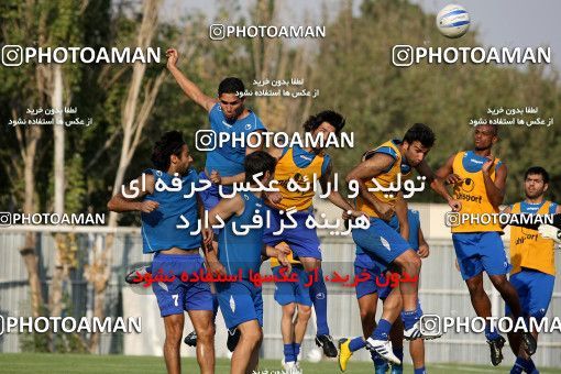 1070062, Tehran, , Esteghlal Football Team Training Session on 2010/08/13 at زمین شماره 3 ورزشگاه آزادی
