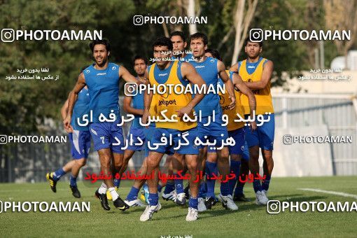 1070058, Tehran, , Esteghlal Football Team Training Session on 2010/08/13 at زمین شماره 3 ورزشگاه آزادی
