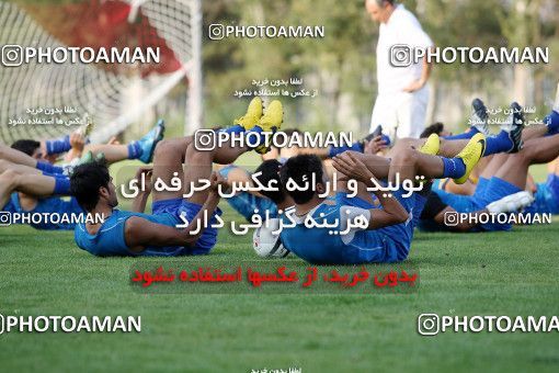 1070054, Tehran, , Esteghlal Football Team Training Session on 2010/08/13 at زمین شماره 3 ورزشگاه آزادی