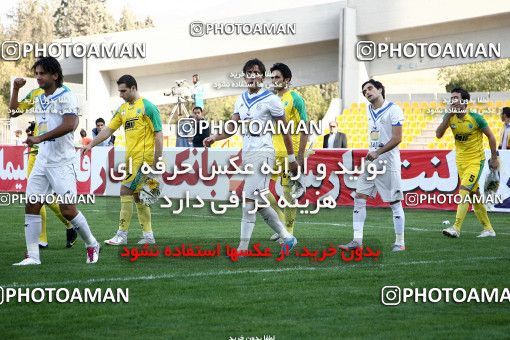 1070961, Tehran, [*parameter:4*], لیگ برتر فوتبال ایران، Persian Gulf Cup، Week 8، First Leg، Rah Ahan 2 v 0 Malvan Bandar Anzali on 2010/09/11 at Takhti Stadium