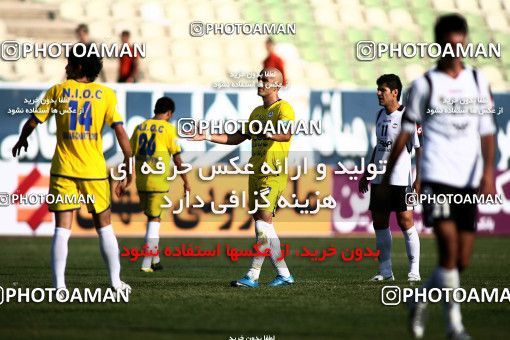 1071224, Tehran, [*parameter:4*], لیگ برتر فوتبال ایران، Persian Gulf Cup، Week 9، First Leg، Naft Tehran 0 v 0 Sepahan on 2010/09/17 at Shahid Dastgerdi Stadium