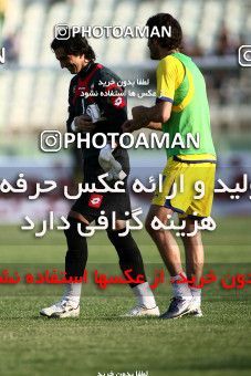 1071328, Tehran, [*parameter:4*], لیگ برتر فوتبال ایران، Persian Gulf Cup، Week 9، First Leg، Naft Tehran 0 v 0 Sepahan on 2010/09/17 at Shahid Dastgerdi Stadium