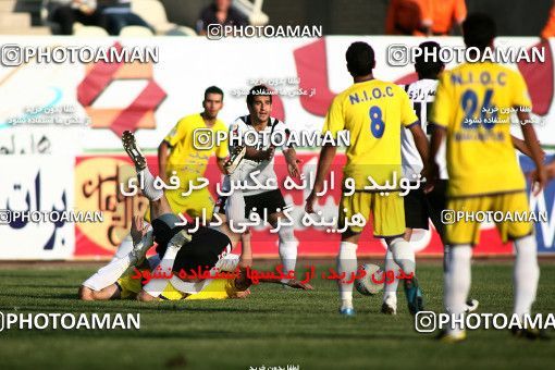1071292, Tehran, [*parameter:4*], لیگ برتر فوتبال ایران، Persian Gulf Cup، Week 9، First Leg، Naft Tehran 0 v 0 Sepahan on 2010/09/17 at Shahid Dastgerdi Stadium