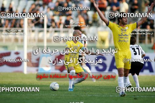 1071222, Tehran, [*parameter:4*], لیگ برتر فوتبال ایران، Persian Gulf Cup، Week 9، First Leg، Naft Tehran 0 v 0 Sepahan on 2010/09/17 at Shahid Dastgerdi Stadium