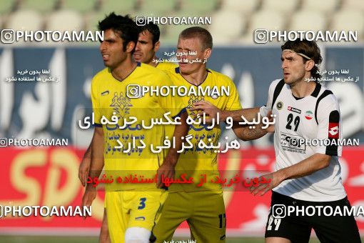 1071344, Tehran, [*parameter:4*], لیگ برتر فوتبال ایران، Persian Gulf Cup، Week 9، First Leg، Naft Tehran 0 v 0 Sepahan on 2010/09/17 at Shahid Dastgerdi Stadium
