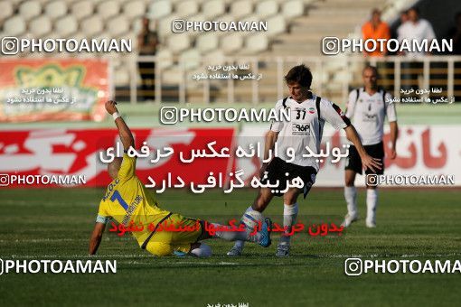 1071350, Tehran, [*parameter:4*], لیگ برتر فوتبال ایران، Persian Gulf Cup، Week 9، First Leg، Naft Tehran 0 v 0 Sepahan on 2010/09/17 at Shahid Dastgerdi Stadium