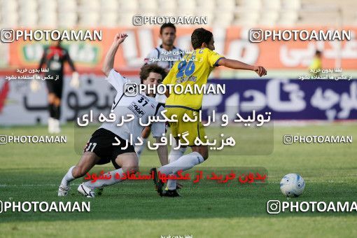 1071349, Tehran, [*parameter:4*], لیگ برتر فوتبال ایران، Persian Gulf Cup، Week 9، First Leg، Naft Tehran 0 v 0 Sepahan on 2010/09/17 at Shahid Dastgerdi Stadium