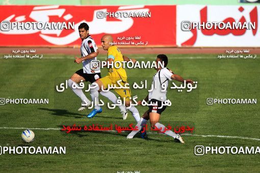 1071388, Tehran, [*parameter:4*], لیگ برتر فوتبال ایران، Persian Gulf Cup، Week 9، First Leg، Naft Tehran 0 v 0 Sepahan on 2010/09/17 at Shahid Dastgerdi Stadium