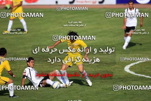 1071647, Tehran, [*parameter:4*], لیگ برتر فوتبال ایران، Persian Gulf Cup، Week 9، First Leg، Naft Tehran 0 v 0 Sepahan on 2010/09/17 at Shahid Dastgerdi Stadium