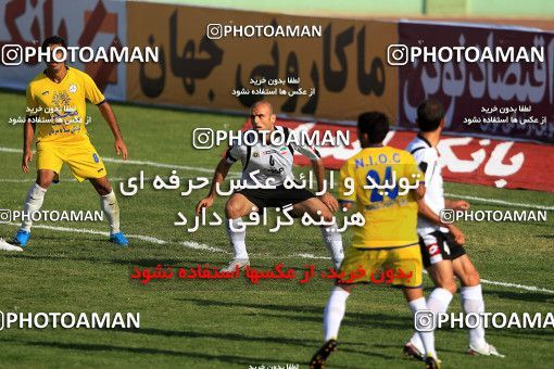 1071502, Tehran, [*parameter:4*], لیگ برتر فوتبال ایران، Persian Gulf Cup، Week 9، First Leg، Naft Tehran 0 v 0 Sepahan on 2010/09/17 at Shahid Dastgerdi Stadium