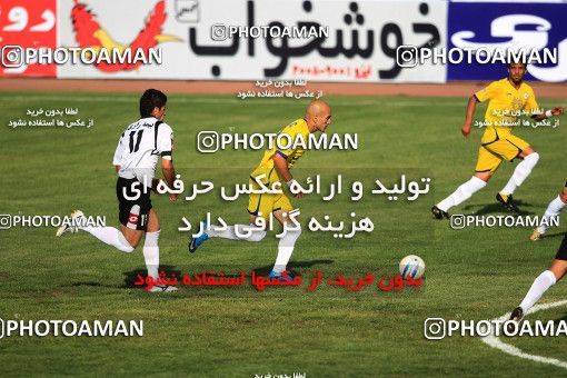 1071580, Tehran, [*parameter:4*], لیگ برتر فوتبال ایران، Persian Gulf Cup، Week 9، First Leg، Naft Tehran 0 v 0 Sepahan on 2010/09/17 at Shahid Dastgerdi Stadium