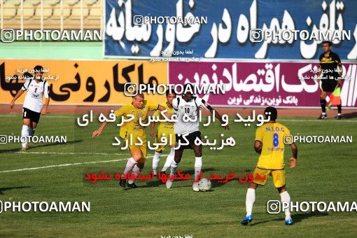 1071576, Tehran, [*parameter:4*], لیگ برتر فوتبال ایران، Persian Gulf Cup، Week 9، First Leg، Naft Tehran 0 v 0 Sepahan on 2010/09/17 at Shahid Dastgerdi Stadium